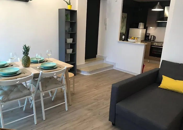 Cactus 2 Bedroom On Calle San Miguel Minutes From The By Namaste Elite Apartamento Torremolinos